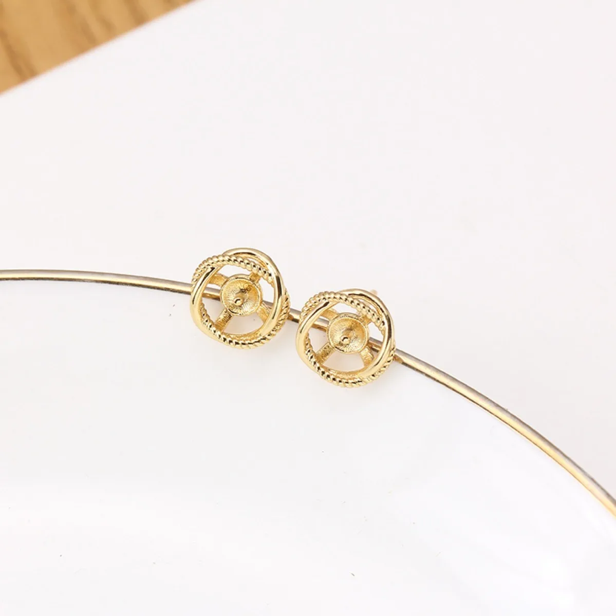 Brass 14K Gold Plated Twisted Geometric Pearl Stud Earring Blank Setting, Niche Elegant S925 Silver Needle DIY Jewelry Findings