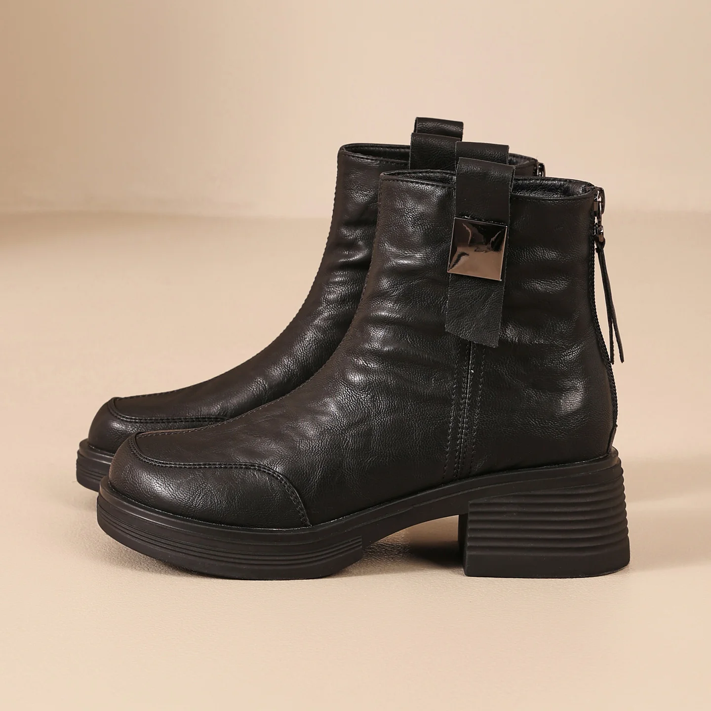 جديد الشتاء النساء الدفء أحذية الربيع جولة تو الجانب سستة بولي Leather الجلود حذاء من الجلد عادية في الهواء الطلق الإناث حذاء الثلوج المسطح