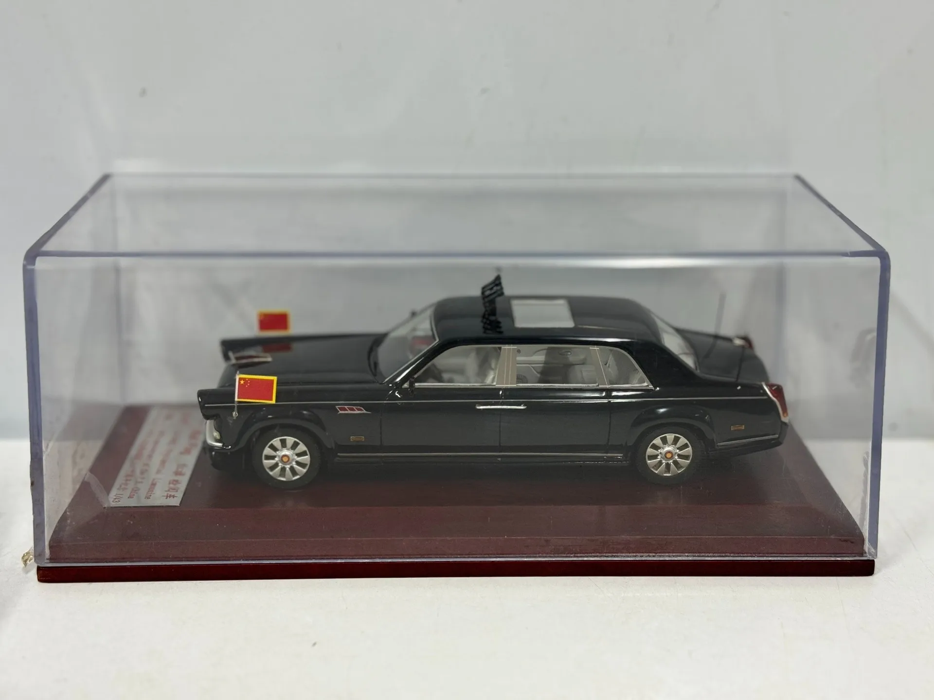 

No Outer Box Diecast 1/43 Scale Hongqi CA-7600J Resin Car Model Collectible Toy Gift Souvenir Display Ornament