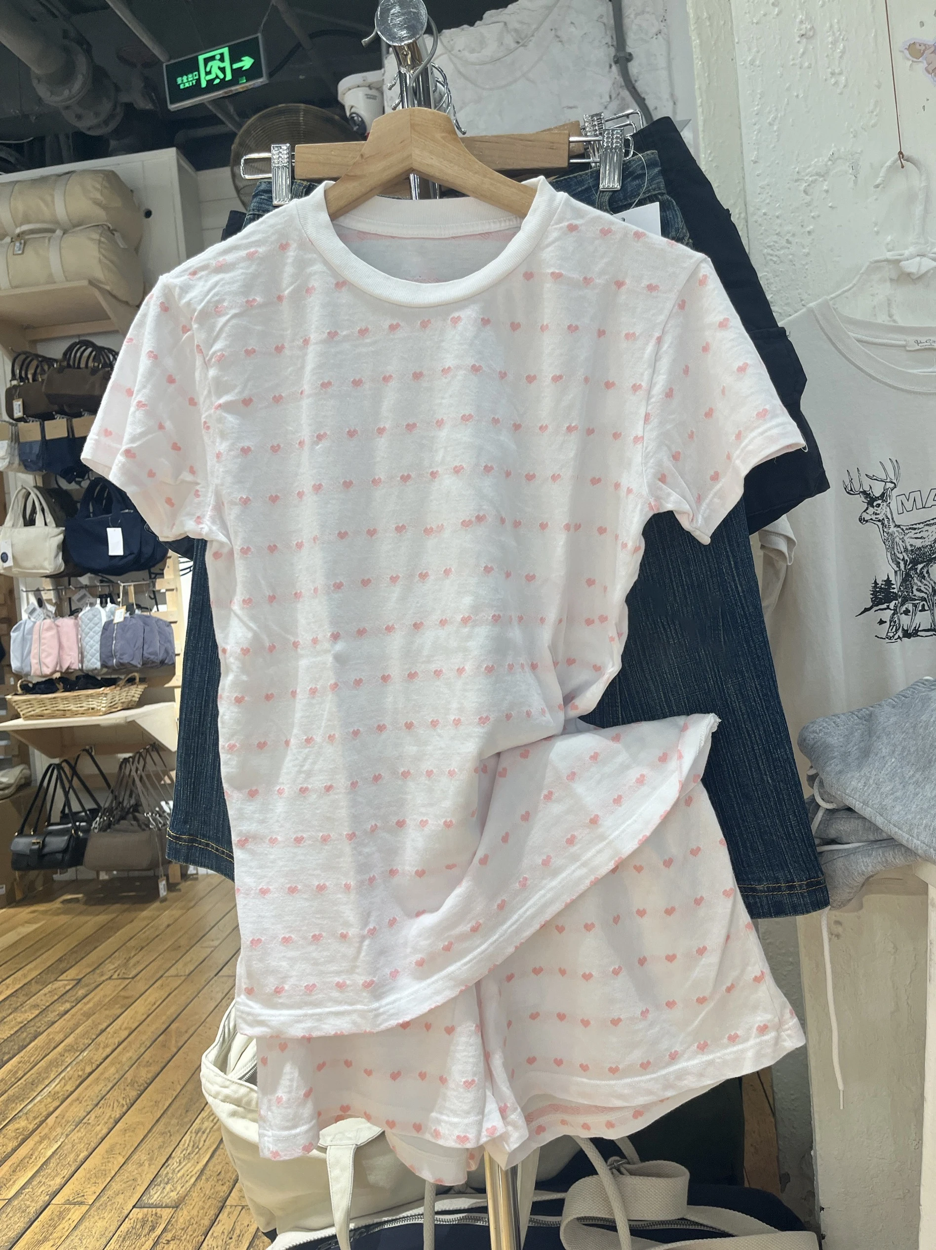 

Pink Heart Print Striped T-shirt Women Crew Neck Cotton Chic Short Sleeve Tee Shirts Summer New Sweet Cute Casual Tops T-shirts
