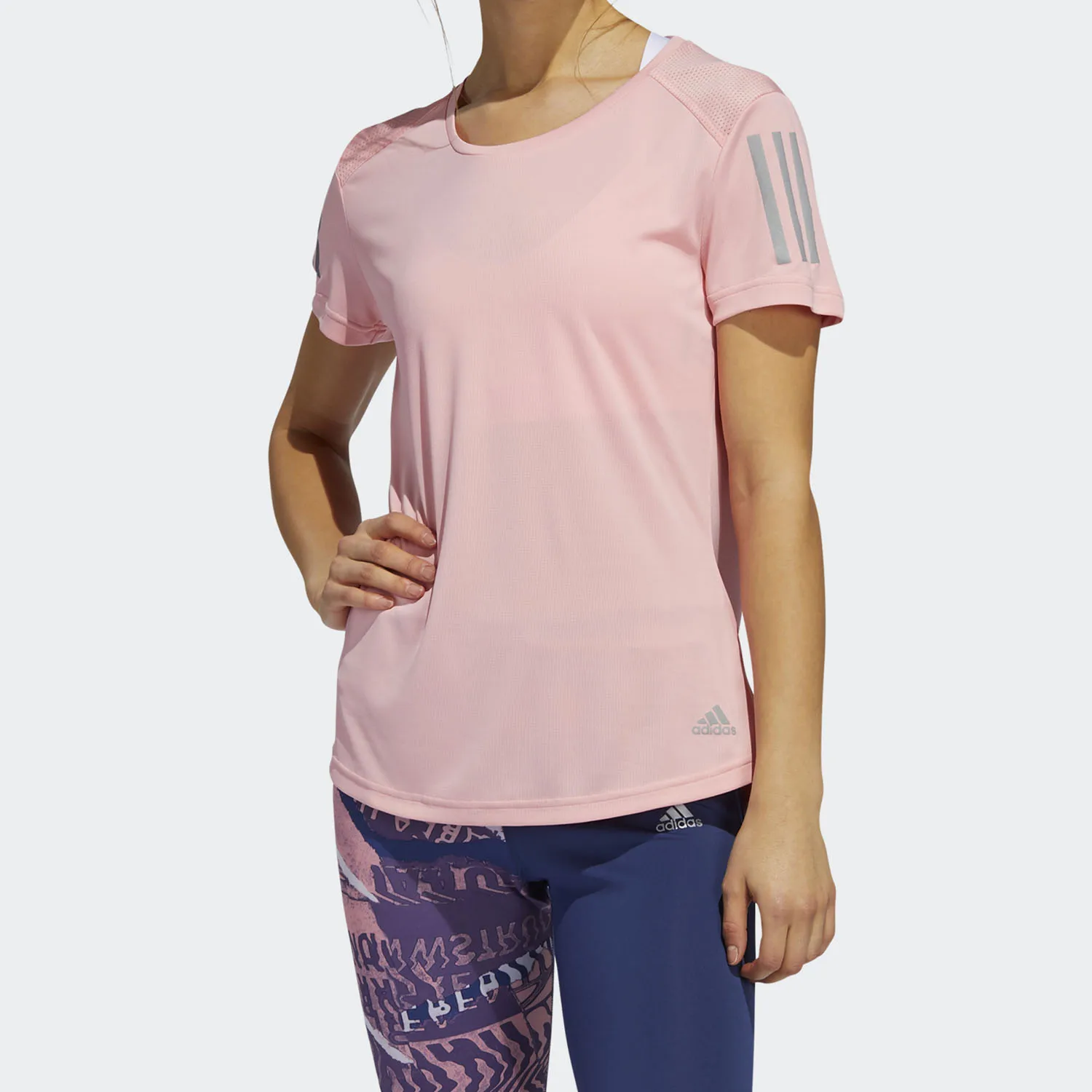 

Официальная женская дышащая футболка Adidas для бега с круглым вырезом и короткими рукавами FL7815