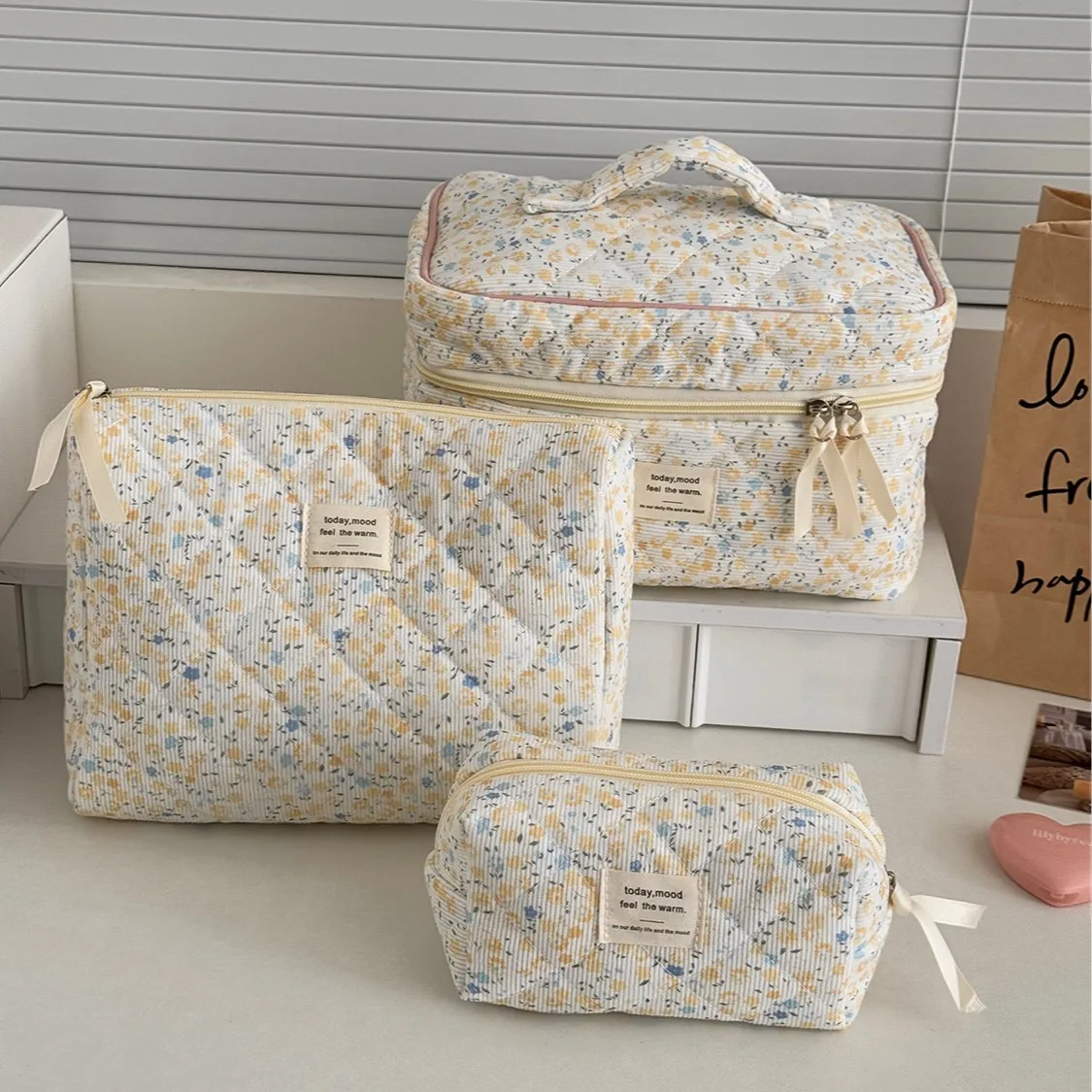 Vintage Floral Corduroy Women Cosmetic Storage Bags Retro Travel Portable Ladies Handbags Simple Female Makeup Case Clutch Purse