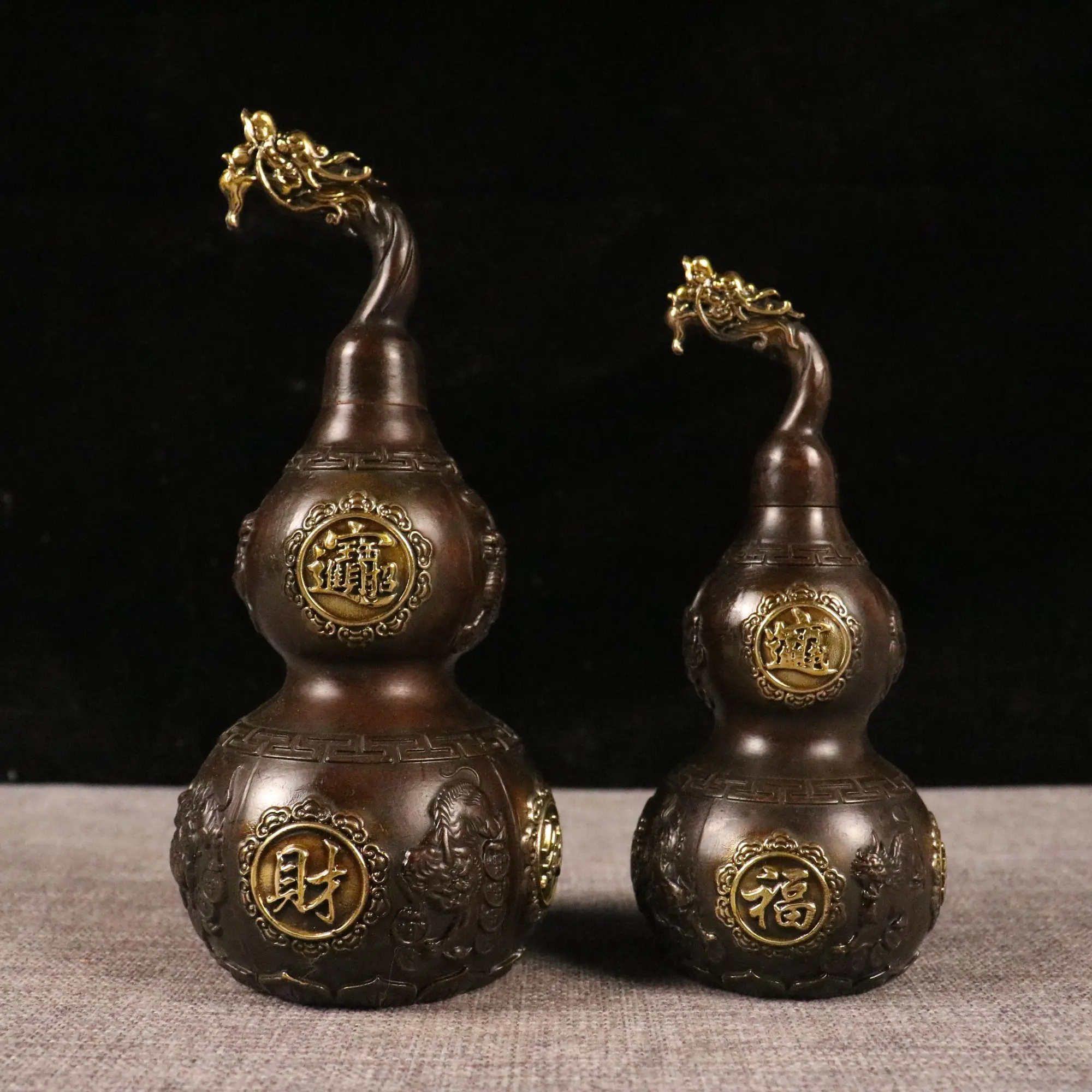 

Antique Bronze Collection Antique Gilt Faucet Gourd Home Furnishing Living Room Ornament