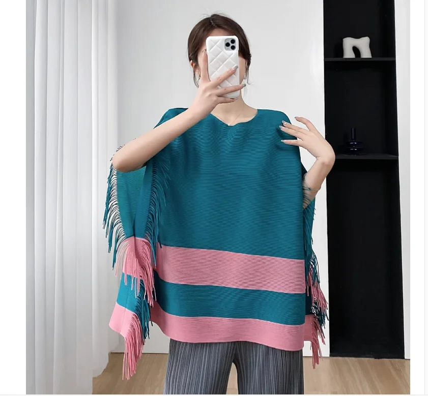 HOT SELLING women's pleated batwing sleeve Stripes  loose cloak type cape o-neck Tassels coat IN STOCK