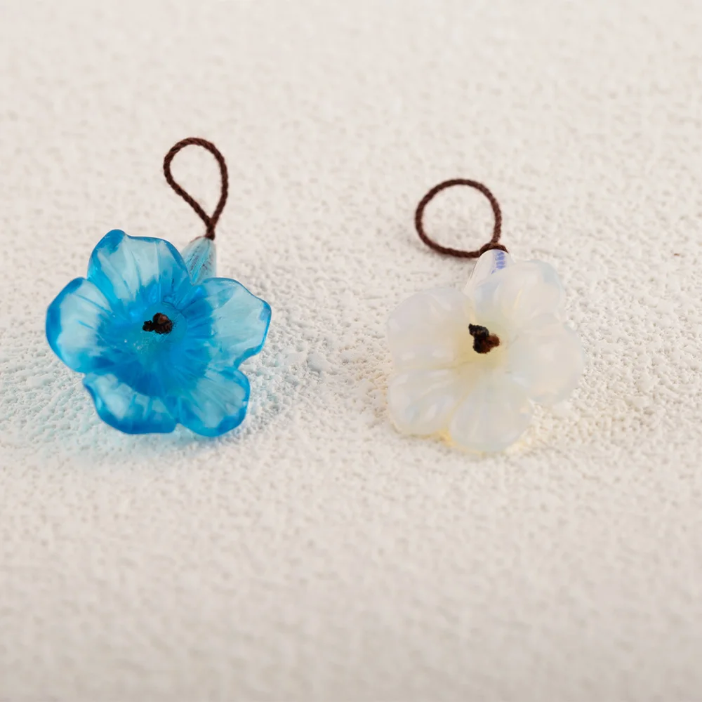 Natural Stone Moon Stone Flower Pendant - DIY Handmade Jewelry 32×10×2mm ，4.1g