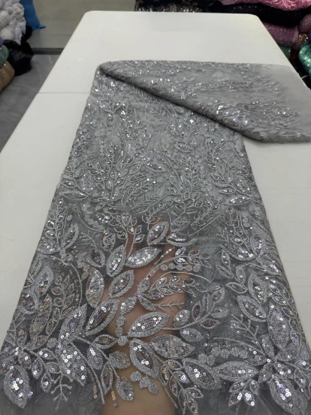 

Новинка 2025 года, африканская нигерийская гипюровая вышивка, тюль, кружевная ткань с блестками, высокое качество для шитья платьев, 5 ярдов, JY478