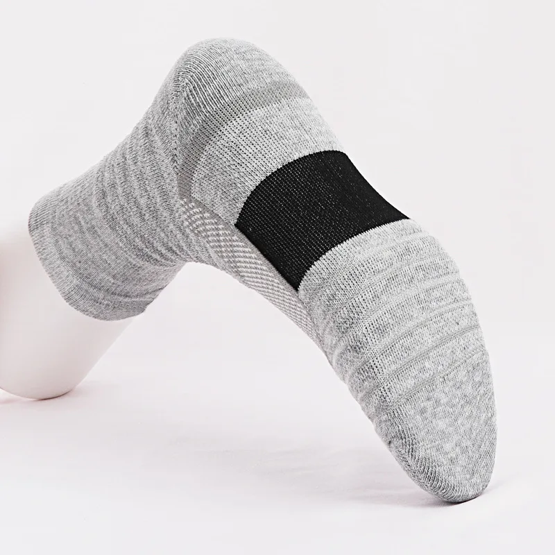 Sports basketball socks men's outdoor breathable sweat-absorbing shock absorption thickened towel bottom solid color long tube