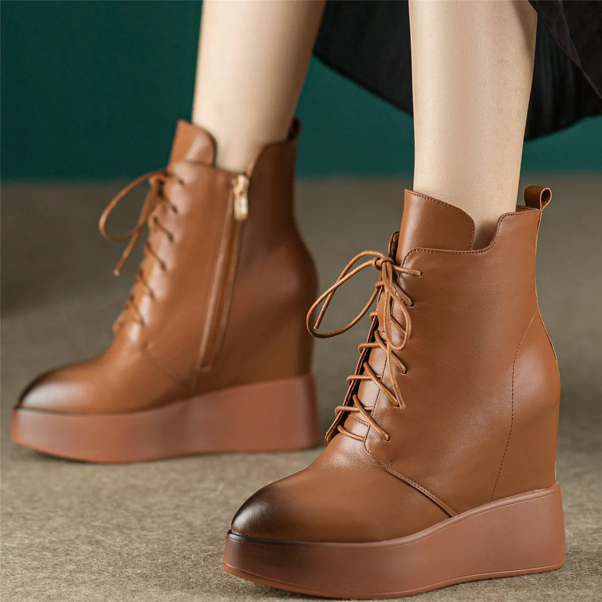 

Winter Platform Pumps Shoes Women Lace Up Genuine Leather Wedges High Heel Snow Boots Pointed Toe Fashion Sneakers Casual Shoes