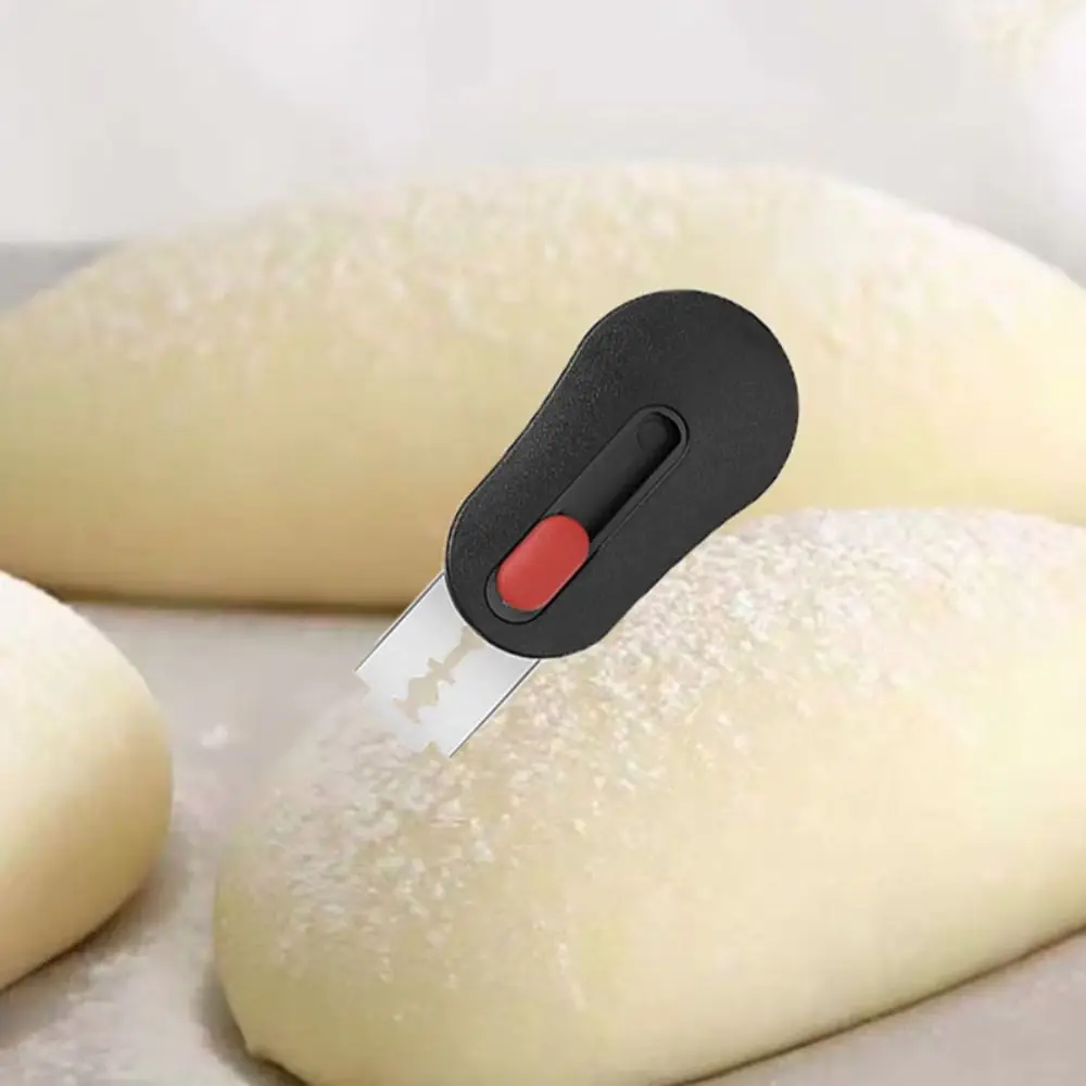 

2 Set Magnetic Bread Scoring Blade Set Retractable Blade with Replacement Blades Bread Dough Cutter Rust-proof Sourdough Razor
