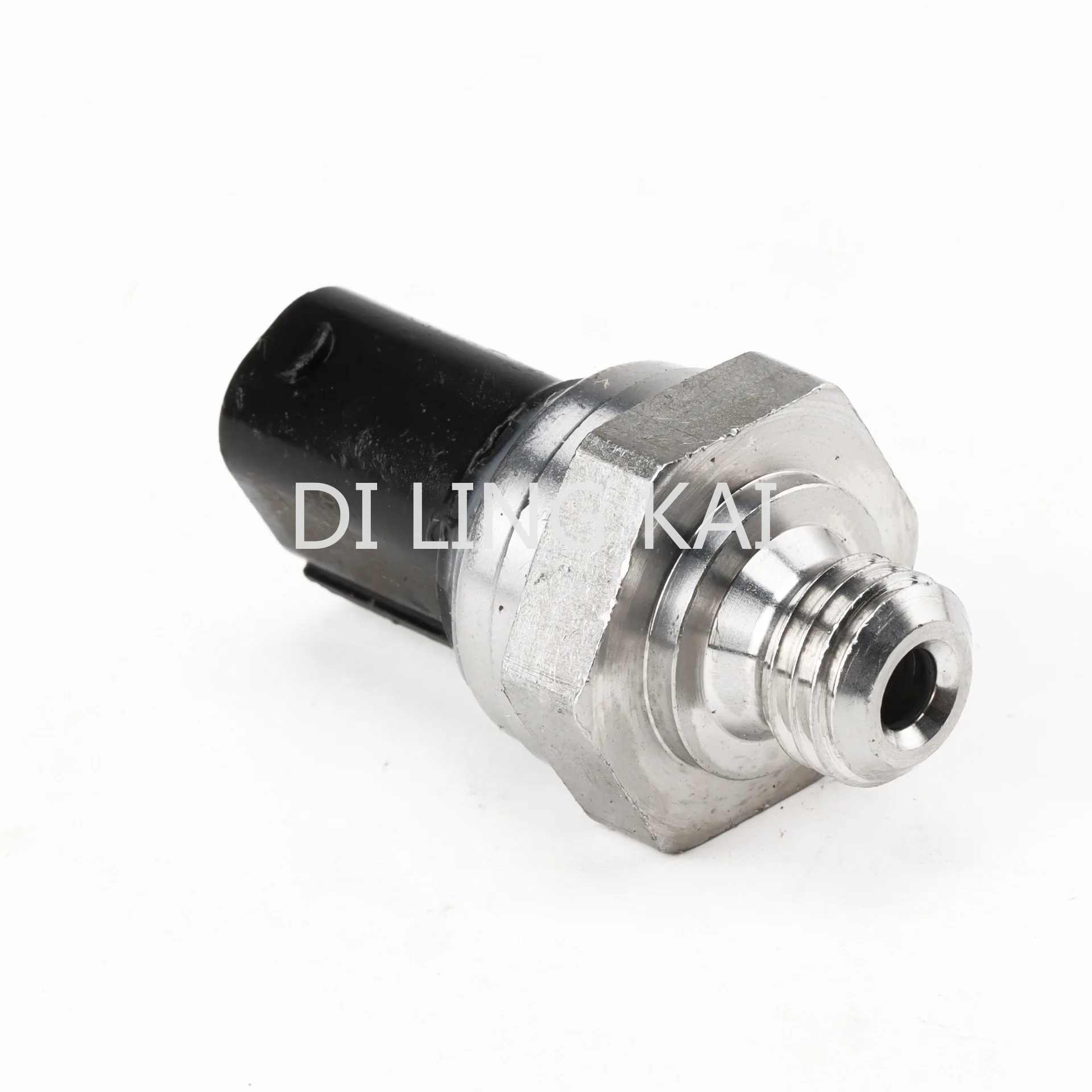 

Automotive Sensor for Mercedes-Benz W215 CL Class Fuel Common Rail Pressure Sensor 51CP23-01 A0071534328