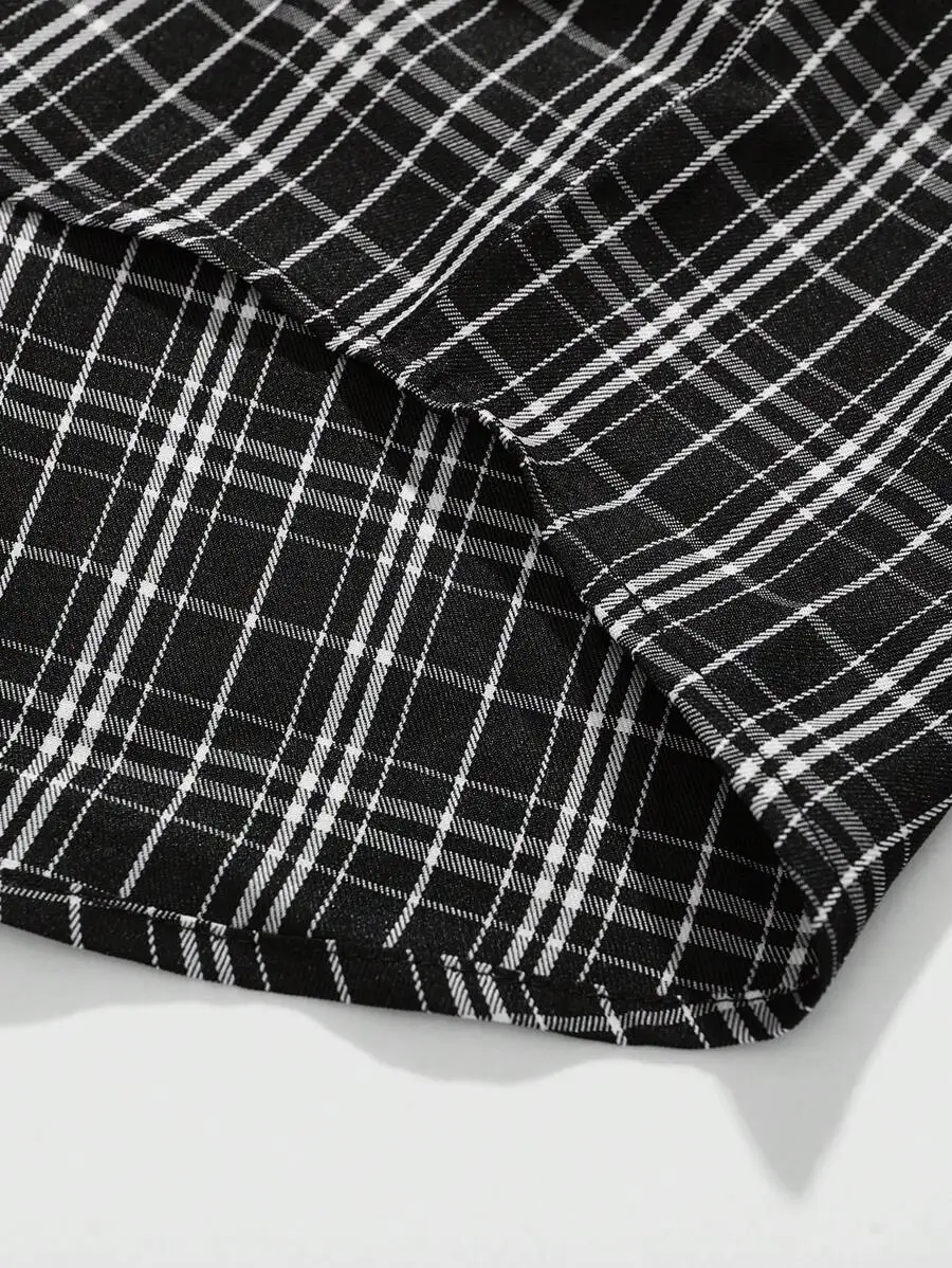 

Oversized Plaid Print Casual Button Up Shirt Loose Fit Short Sleeve Mens Streetwear