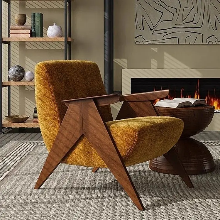 Vintage-Inspired Solid Wood Single Sofa Chair: Mid-Century Designer Piece for Living Room, Retro Nostalgic Accent Chair