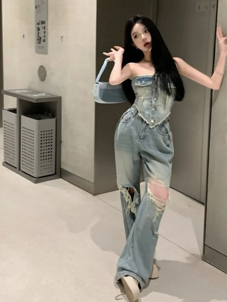 Setelan Dua Potong Atasan Crop Top Slim Fit Seksi dan Celana Jeans Distressed untuk Wanita, Bahan Poliester, Celana Panjang dengan Ritsleting