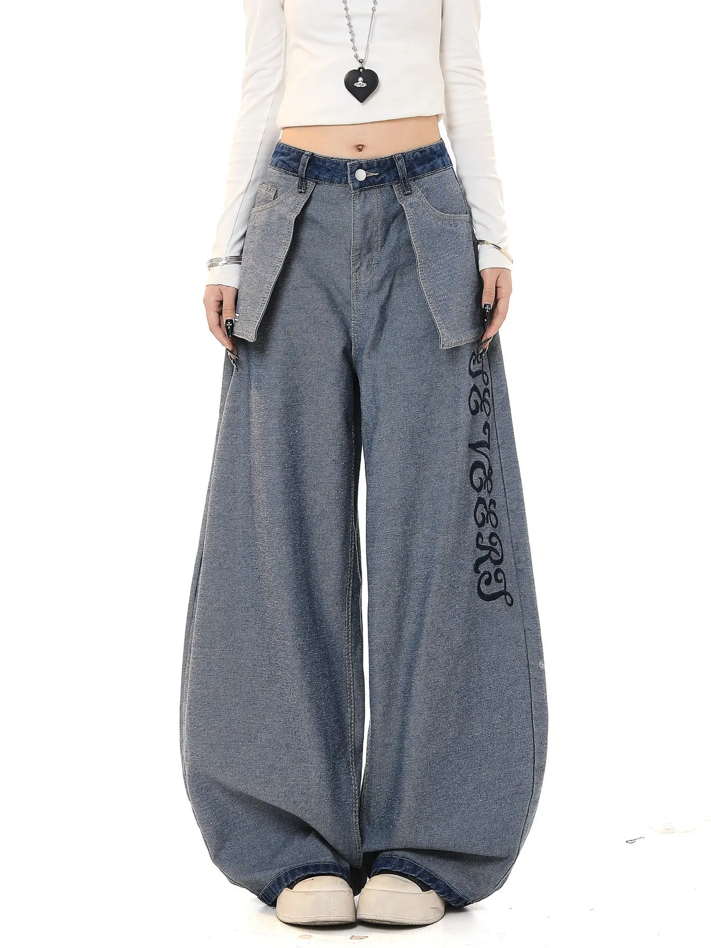 American Letter Embroidery Women's Denim Pants Backward Wearing Spring Autumn Loose Fit Wide Leg Pants with Big Pockets