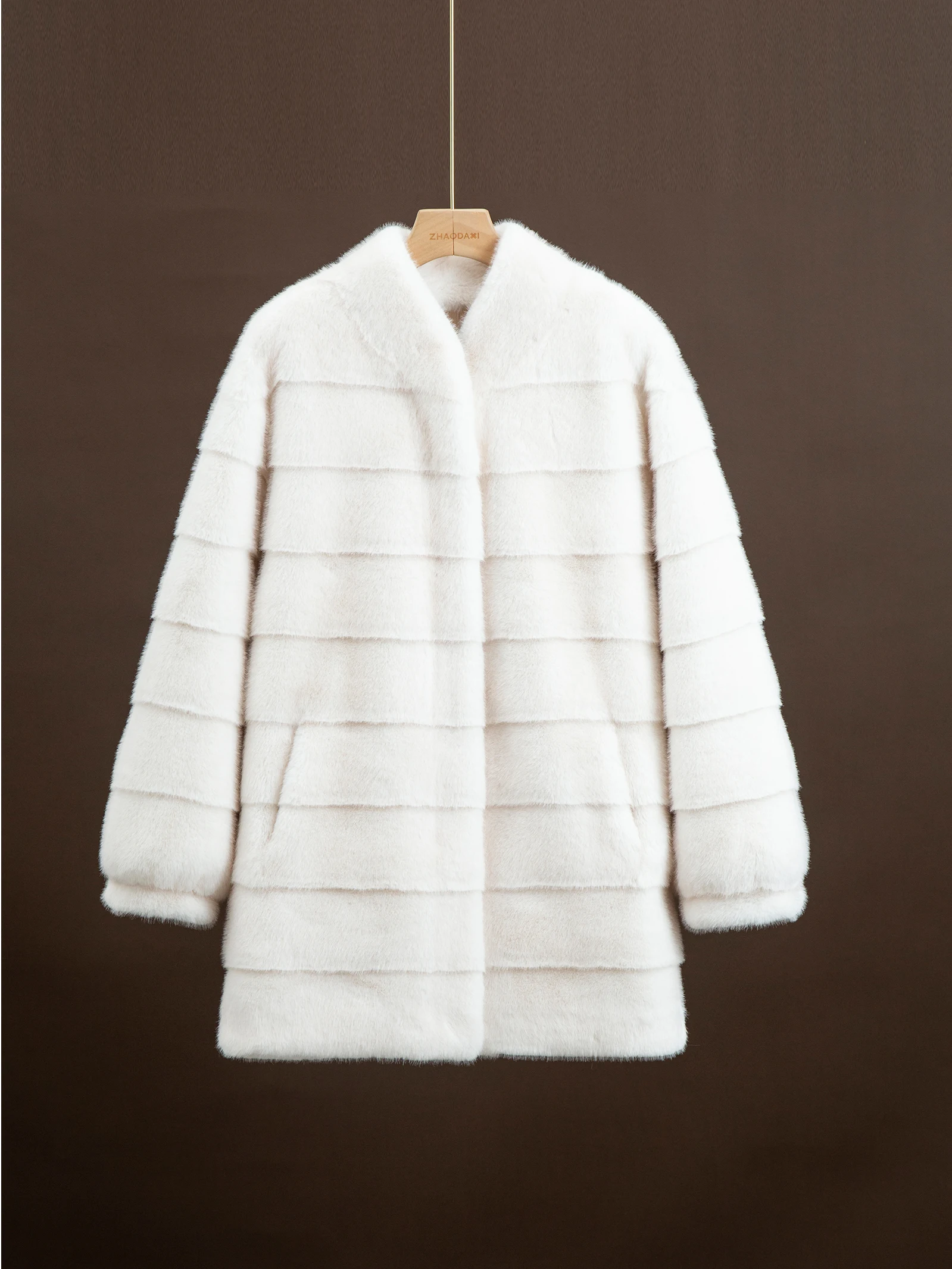 

Eco-Friendly Luxury Mink Horizontal Row High-End Faion Rich Girl Feels Ele Long Sve Mid-Length Loose Fit for Women