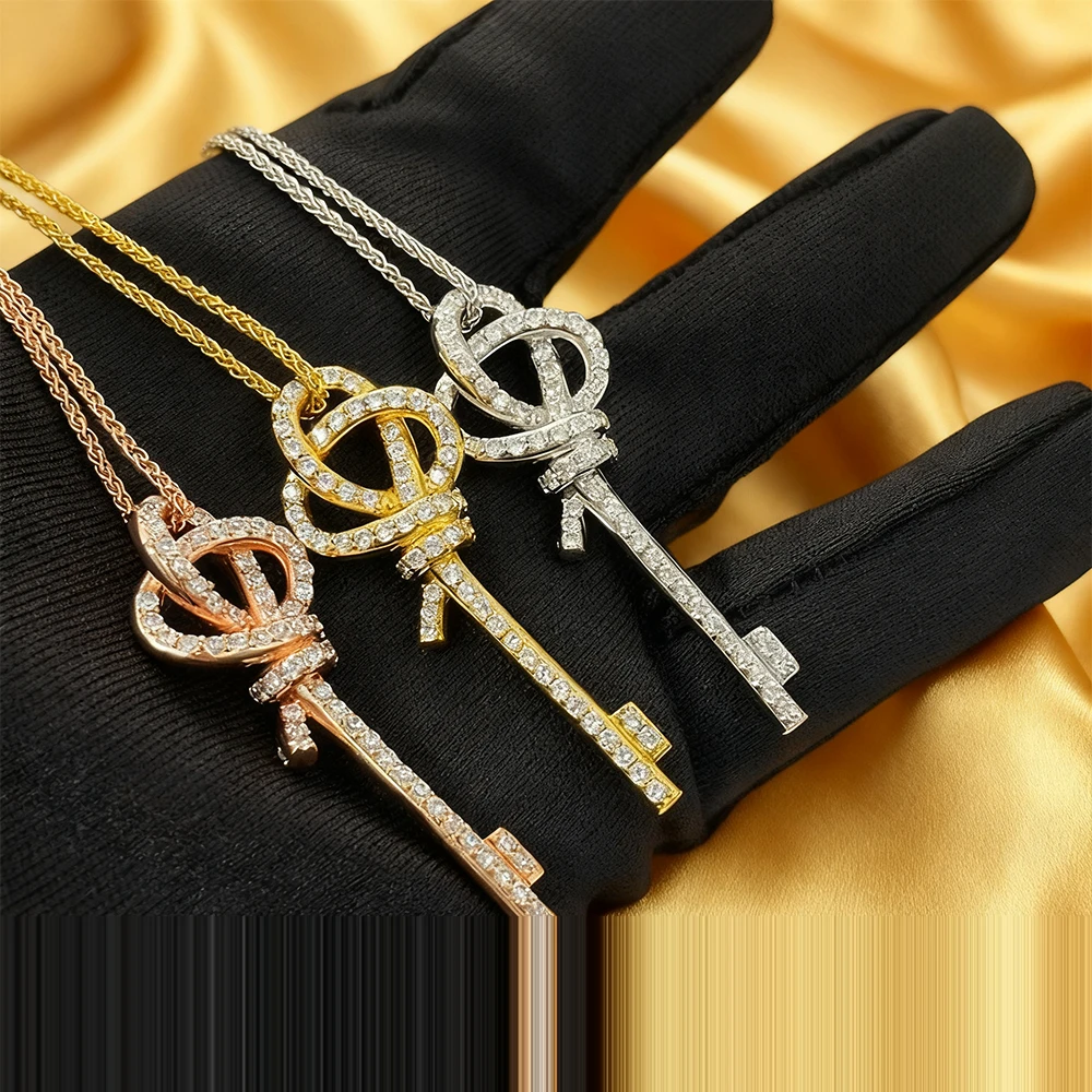 

Новинка 2025 года, элегантные аксессуары, циркониевый тканый узел, маленький и большой размер, ожерелье с подвеской для женщин, брендовые ювелирные изделия