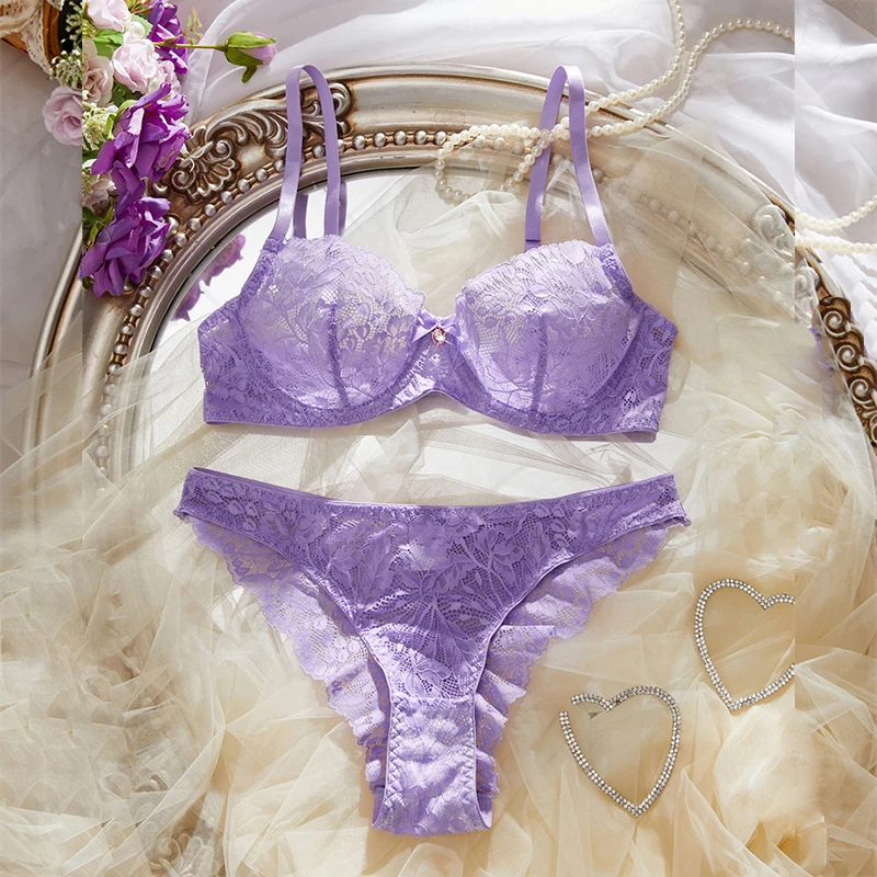 

Lingerie Ultra Sexy Lace Underwear Romantic Purple Erotic Lingerie Breathable Thin Bra and Panty Set Women Underwear Fantasy Set