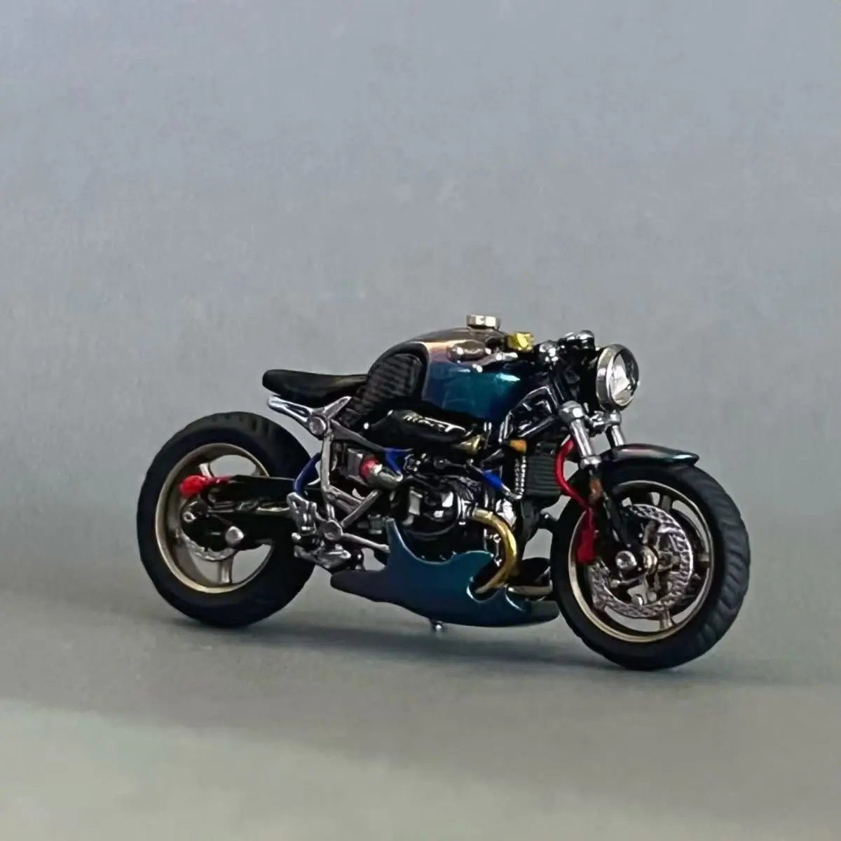 1:64 doll bmw latte style grids motorcycle scene miniature landscape sandbox scene figure (not including people)