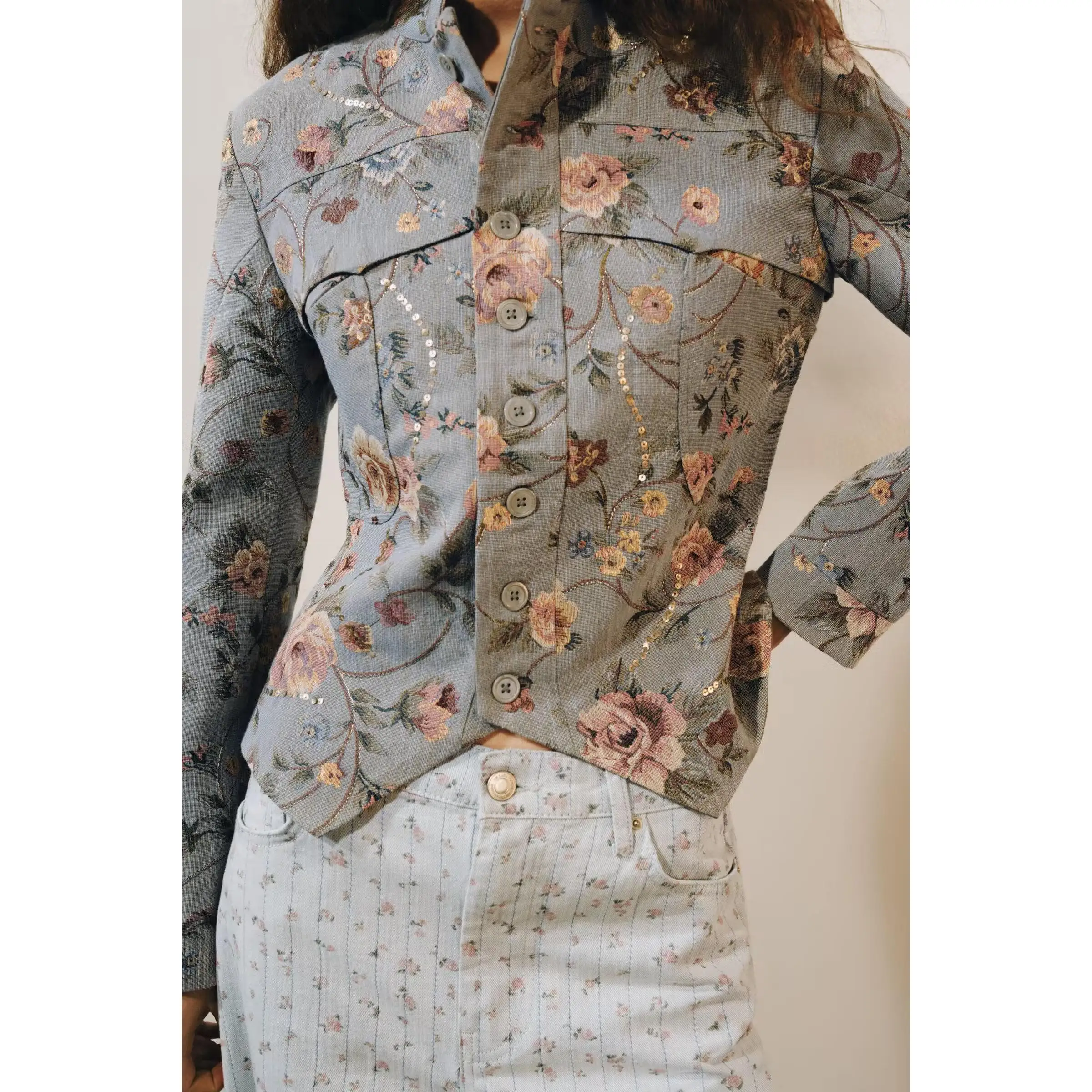 Fashionable Floral Embroidery Suit Jacket Women's Short Outerwear Spring Summer New Arrival Versatile Stylish Polyester Fiber