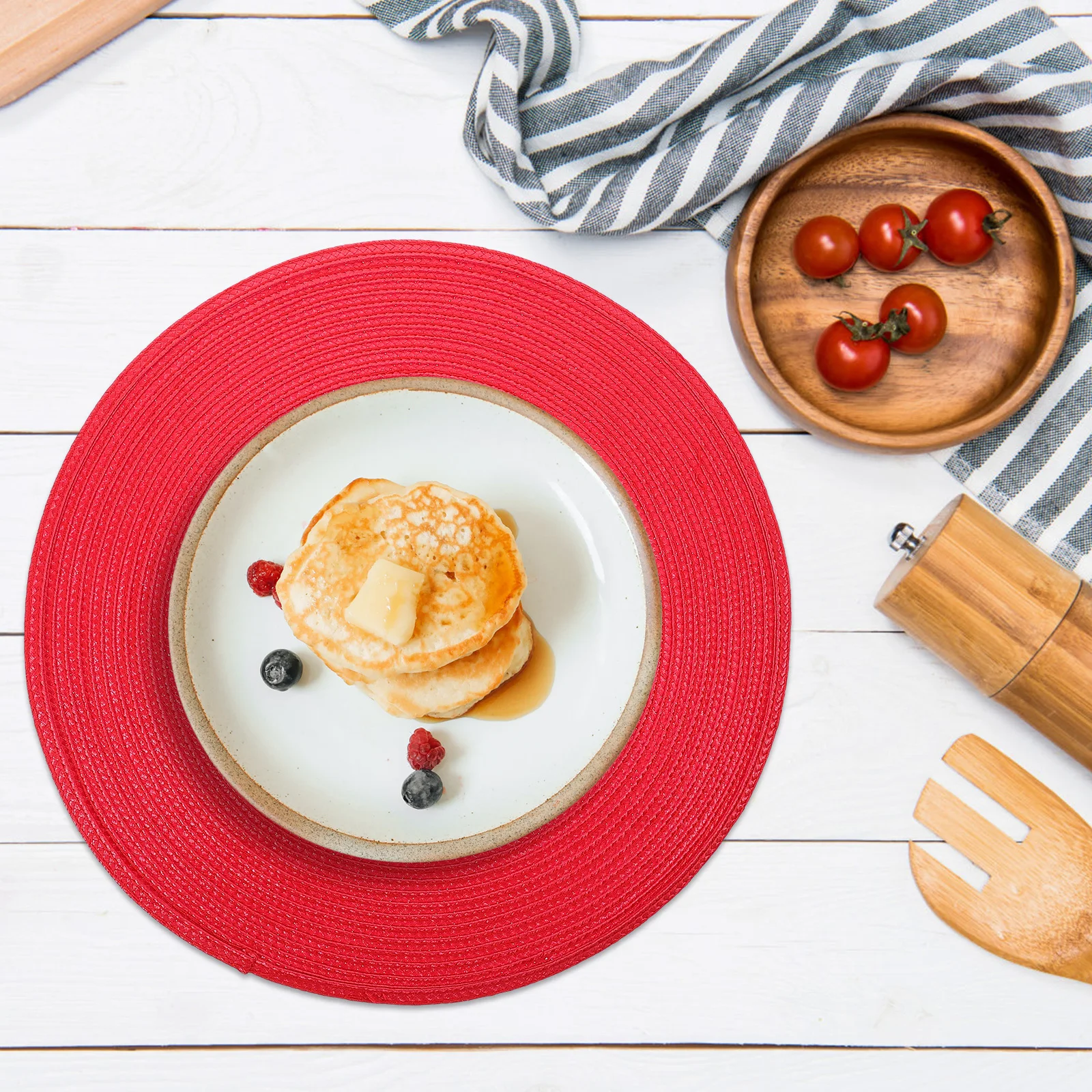 

6Pcs Round Woven Placemats PP Heat Resistant Table Mats for Dining Table Multi Use Placemats for Holiday Wedding Family Dinner