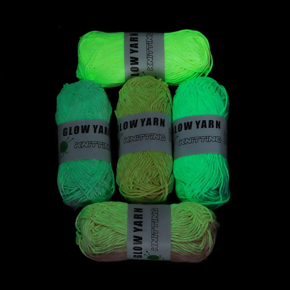 Novel Functional Sewing Handmade Knitting Wool Hand Knitted Luminous Chunky Yarn Glow in the Dark