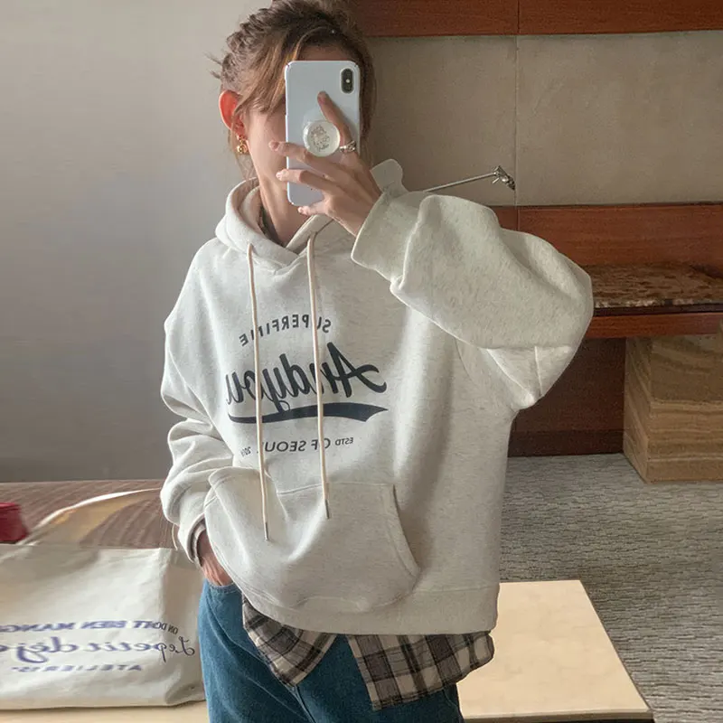 سترة نسائية أنيقة للخريف والشتاء بتصميم كلاسيكي بقلنسوة ملونة ومطبوعة بحروف مبطنة بالصوف سترة نسائية دافئة برباط بقلنسوة #2