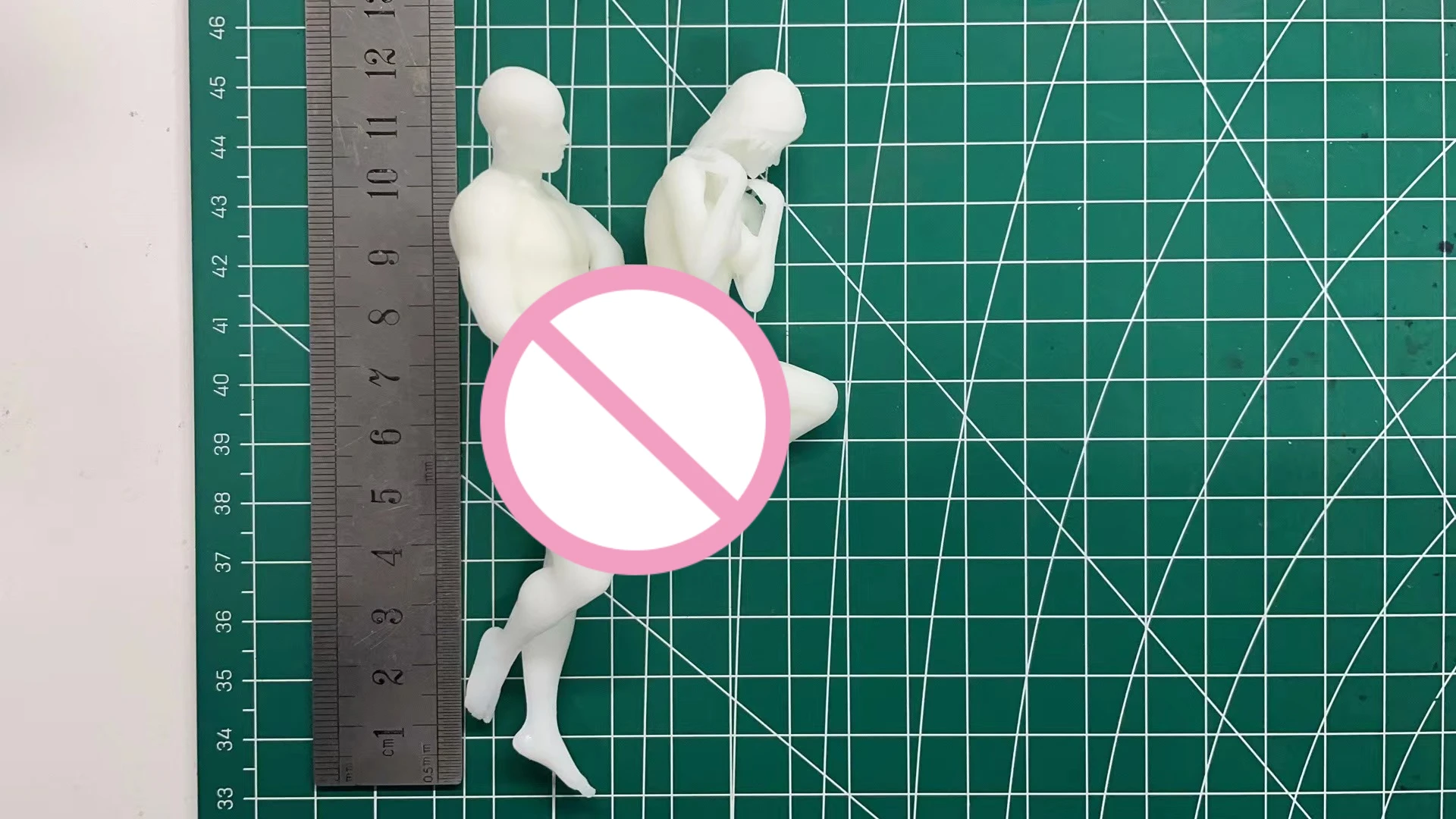 NSFW 115mm Die Cast Resin Model Assembly Kit Girl Model (Unpainted) Resin Model Toy Kit 2 People Suck