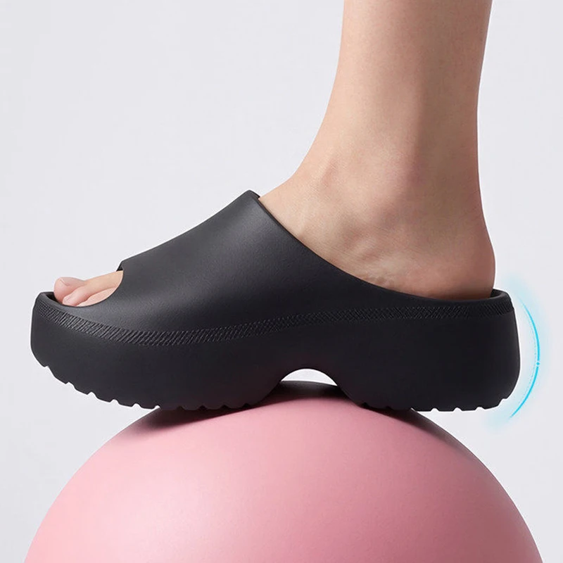 

Outdoor Eva Chunky Platform Slippers Women Summer Soft Non Slip Beach Sandals Woman 2026 Open Toe Thick Sole Home Slides Female