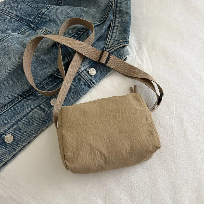 Einfache Mini-Umhängetasche für Damen, Modische Sling-Bag, Kompakte Reißverschlusstasche, Handtasche für Ausflüge, Tägliches Pendeln, Lässige Crossbody-Tasche – Detail 9
