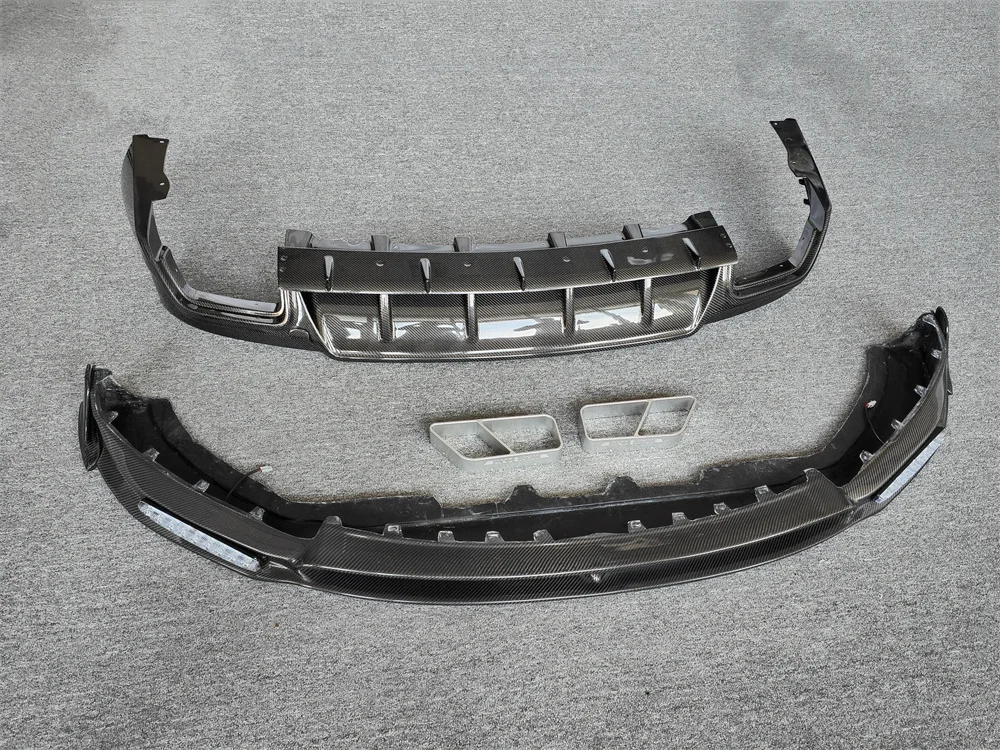 ForMaserati Levante Genuine Carbon Fiber Body Kit M-Style Front Lip and Rear Diffuser  Product