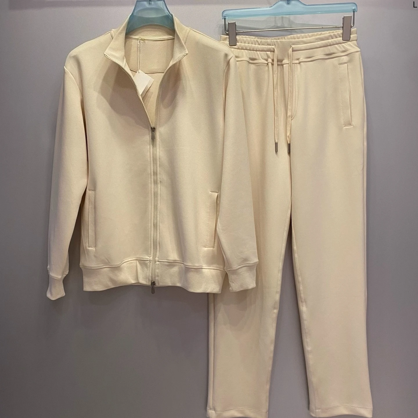 

BC однотонный простой деловой повседневный мужской костюм