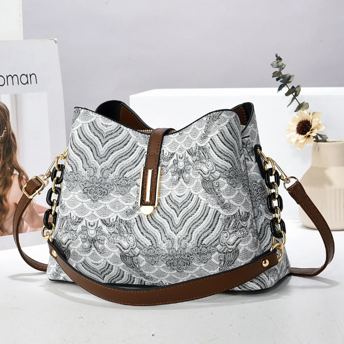 

Guofeng handbag simple retro printed messenger bag middle-aged women's bag contrasting color shoulder bag