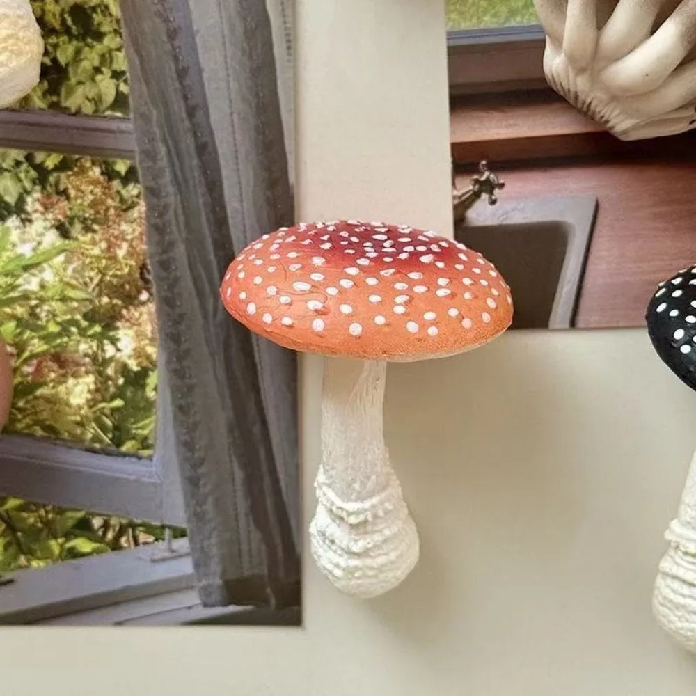 New Simulated Mushroom Fridge Magnets 3D Creative Magnetic Sticker Resin Cartoon Fridge Decor Home Decoration