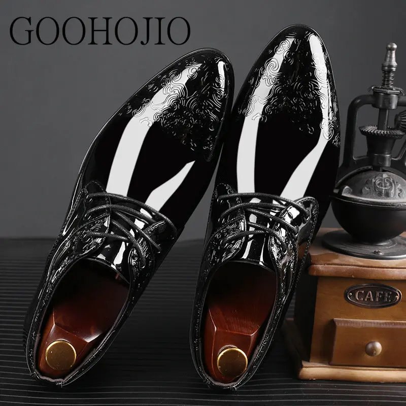 Men Dress Shoes Men Formal Shoes PU Patent Leather Pointed Toe Fashion Groom Wedding Shoes Men Oxford Shoes Dress Size 38-48