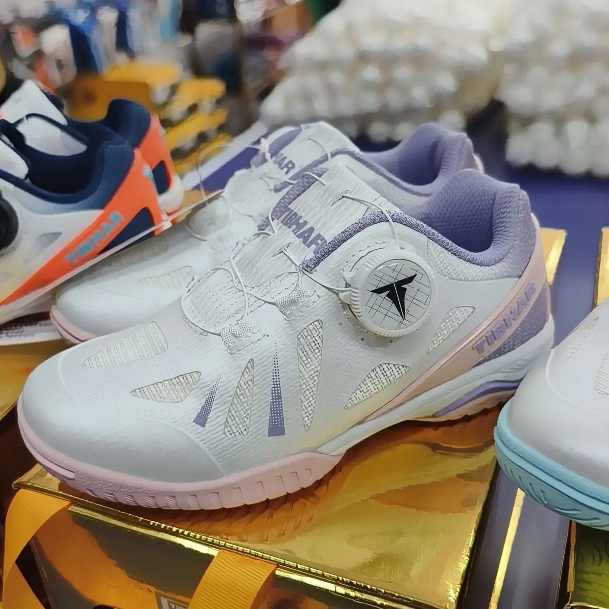 2025 Hot Sale Tennis Shoes Mens Quality Indoor Court Shoes Mens Designer Sneakers Anti-slip Badminton Shoes