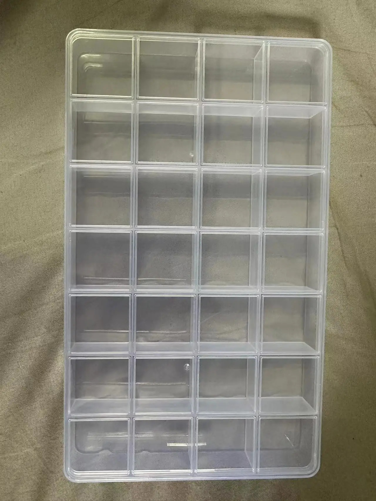 Transparent Jewelry Display Box Jewelry Box/Box Jewelry Storage Box 28 Grid Fixed Small Grid PP Material Storage