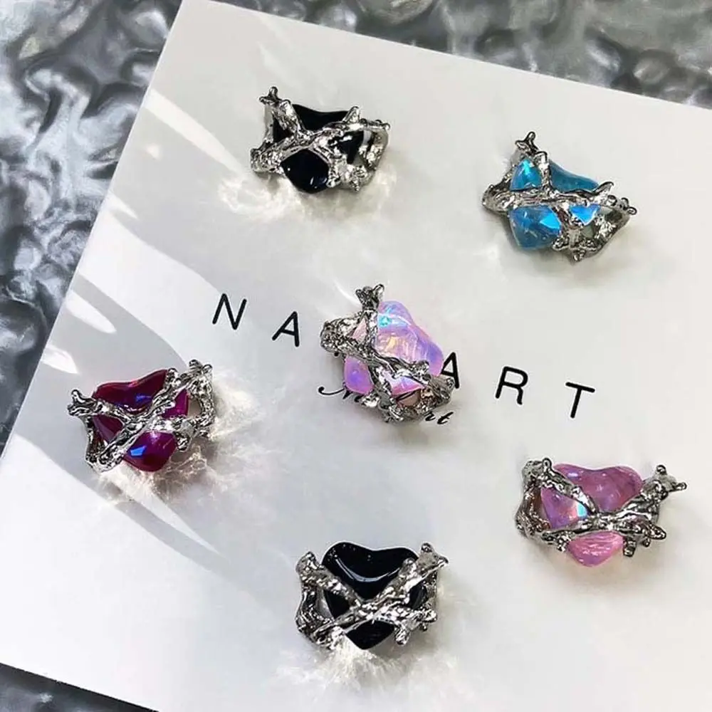 Breloques pour Nail Art, 4 pièces/ensemble, décorations d'ongles en forme de cœur d'halloween, ornements d'ongles 3D, perceuses à ongles, accessoires pour ongles en forme de cœur d'halloween