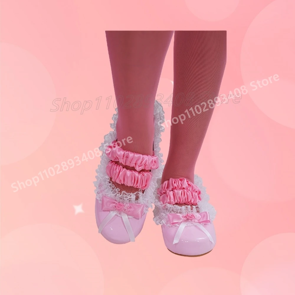 الوردي الدانتيل فراشة عقدة ديكور مضخات الضحلة تأثيري شقة مع جولة تو لامعة جلدية موضة أحذية النساء 2025 جديد الفقرة Mujere