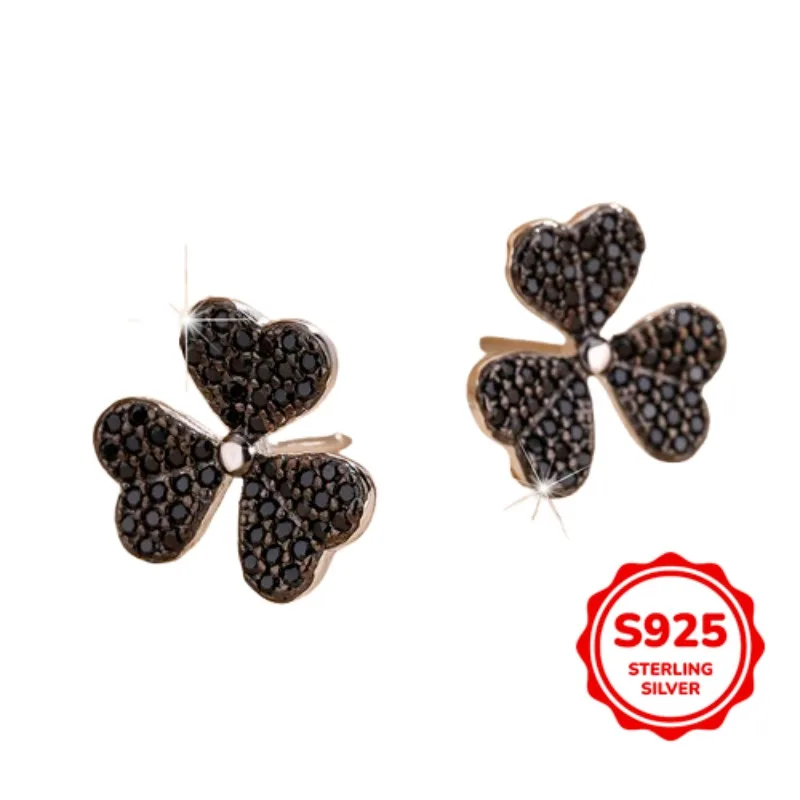 

Fashionable and Personalized Authentic S925 Silver Heart-shaped Black Zircon Earrings Commuting Versatile