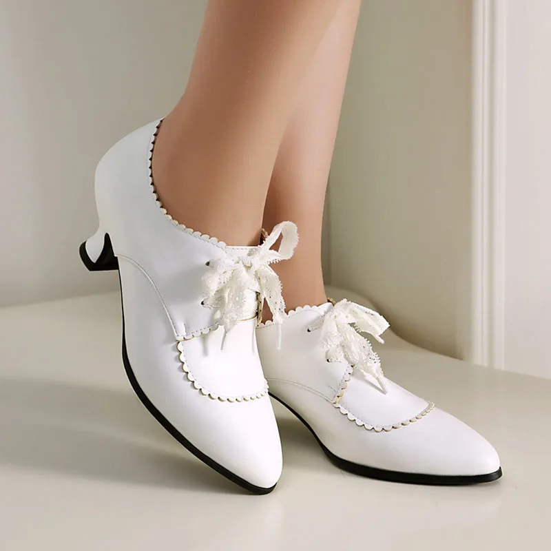 White Black Women PU Leather Shoes Spring Autumn Lace-up Middle Heels Shoes Woman Retro Female Shoes zapatillas de tacon WSH5256