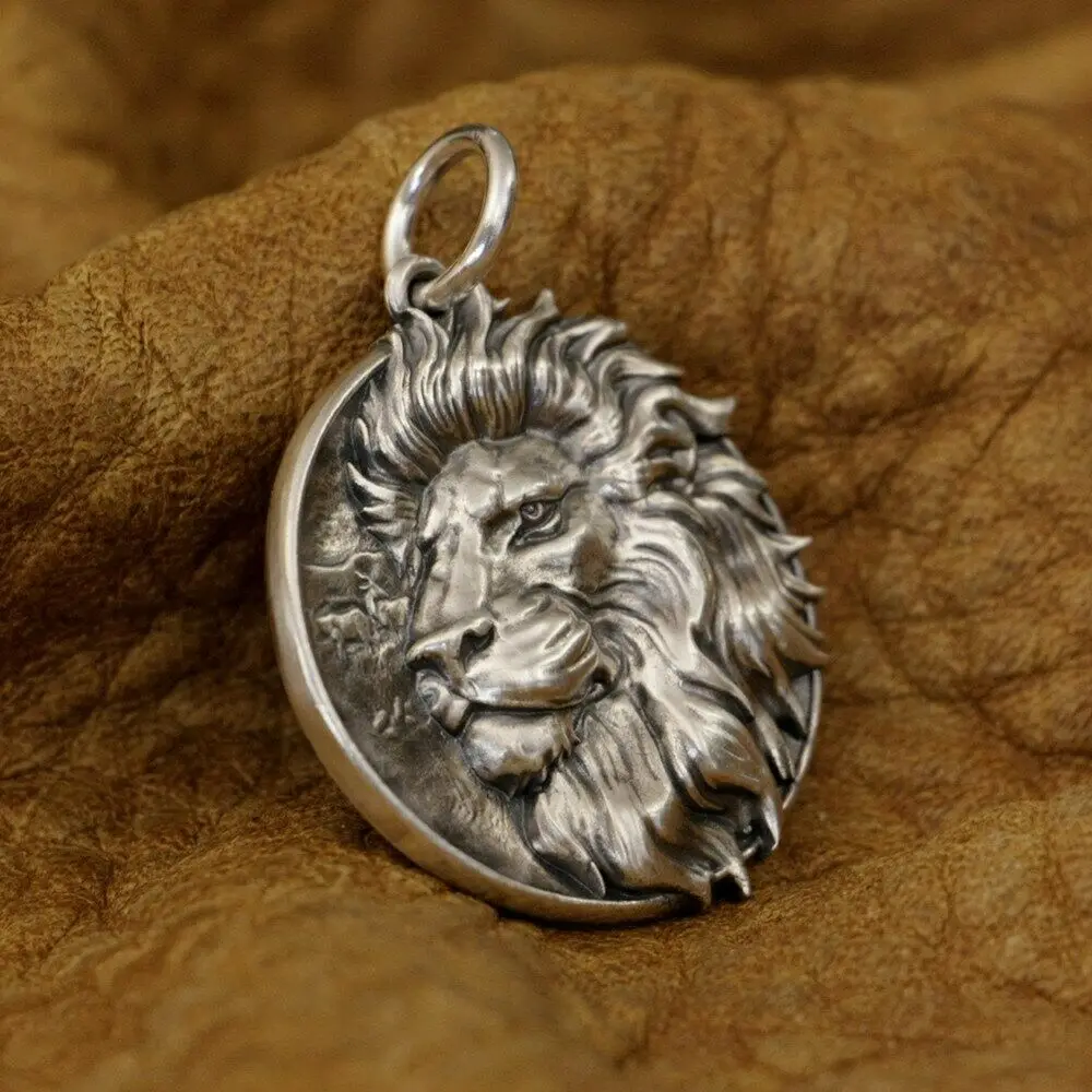 

LINSION Embossed Lion Pendant 925 Sterling Silver Mens Rock Pendant TA337 JP