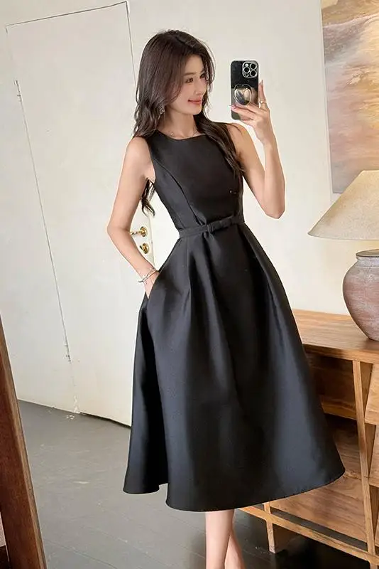 女性エレガントな夏のレトロノースリーブベストサテンスリムロングドレスフォーマルパーティー結婚式