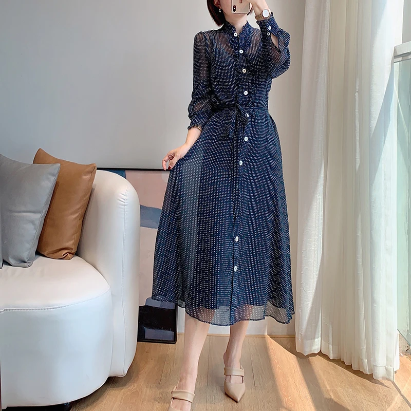 

Elegant Classic Polka Dot Print Shirt Dress with Belt Wood Grain Romantic Drifting Women's Summer Fashion Dress