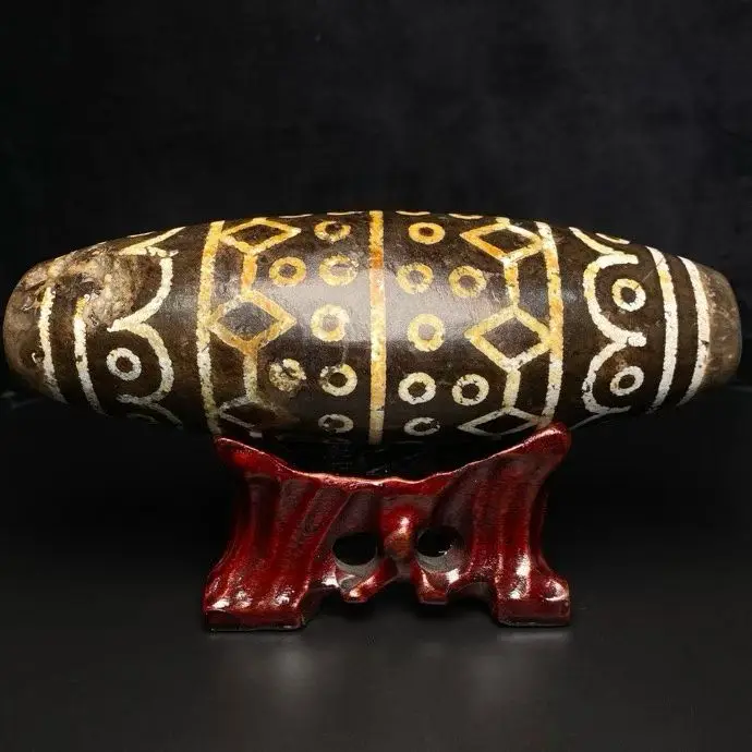 Old Material High Oil Paste Big Ornament 56 Eyes 1.35kg Powerful Chinese Amulet Fengshui Beads Collection with wooden stand