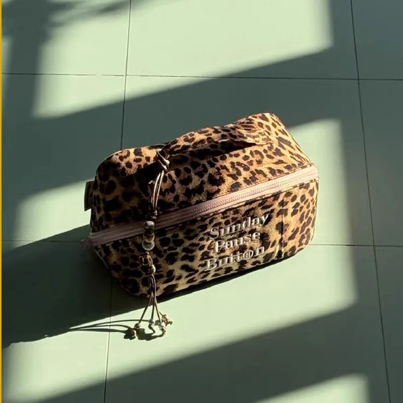 New Leopard Tote Makeup Bag Large Capacity Women's Fashion Travel Toiletry Bag Case Zipper Cosmetic Storage Bag for Women