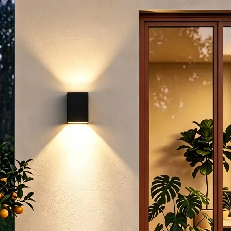 Waterproof IP65 LED Wall Lamp with Durable Anti-UV PC Body Up/Down Exterior Beam Effect Energy-Saving 4W for Outdoor Use
