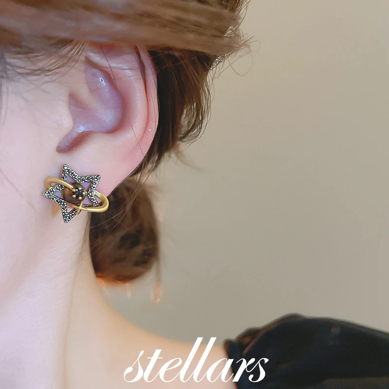 

Silver Needle Antique Gold Saturn Stud Earrings Fashionable Temperament Versatile Niche Designer Light Luxury High-End Jewelry