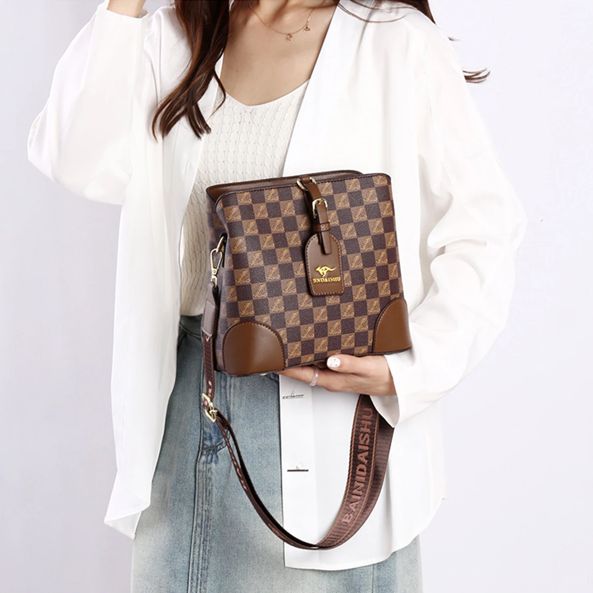 Simple Classic Designer-Inspired PU Leather Bucket Bag, Small Versatile Shoulder Crossbody Bag For Women Steve madden bags Pouch