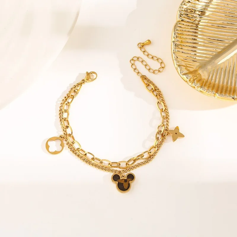 

The classic wristband is a non-fading gift accessory for the Qixi Festival, and it is a double-layer titanium steel bracelet