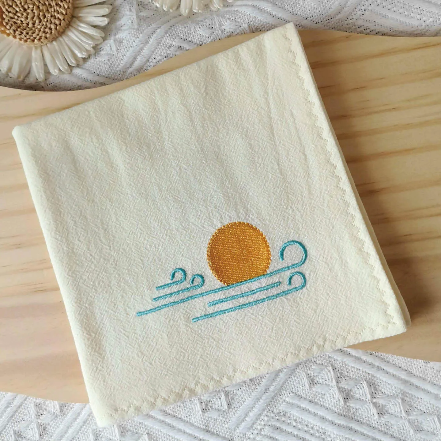 Chinese Style Embroidery Sun Cloud Pattern Creamy White 100% Washed Cotton Portable Retro Handkerchief Sweat Wiping Cloth Ideal